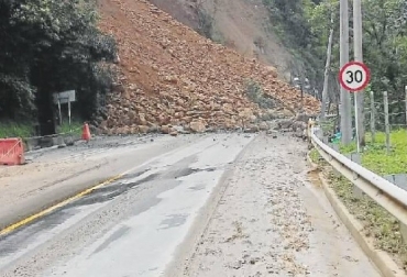 José Félix Lafaurie, presidente ejecutivo de Fedegán, gremio que administra el Fondo Nacional del Ganado (FNG), señaló que esta complicación vial podría quebrantar los esfuerzos permanentes de mejoramiento del consumo de carne. Foto Vanguardia Liberal (Colprensa) Precio del ganado bovino, Llanos Orientales, imposibilidad de sacar ganado hacia Bogotá, cierre de la vía, consumo de carne, FNG, CONtexto ganadero, noticias ganaderas de Colombia, carne