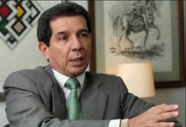 “El Banco Agrario se puso la camiseta de los ganaderos, y en razón a esta premisa, ha gestionado lo necesario para hacer que este segmento de usuarios sea sujeto de sus recursos”, informó Lafaurie. Fedegán, Banco Agrario, José Félix Lafaurie, Francisco Mejía, ganaderos, estrategia financiera del Banco Agrario, Invitación a volver al Banco Agrario, CONtexto ganadero, noticias ganaderas de Colombia, economía