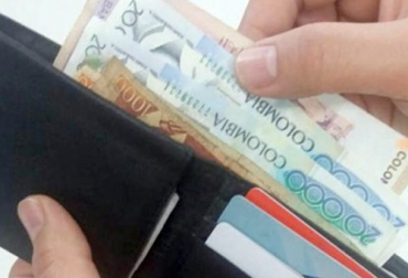 Los colombianos en promedio destinan casi un tercio de sus gastos a vivienda y apenas un 3 % en educación. Foto: hoydiariodelmagdalena.com.co Gasto promedio de los hogares Colombia, gasto promedio hogares colombianos 2016 – 2017, consumo de carnes, consumo de carnes Colombia, Encuesta Nacional de Presupuestos de los Hogares 2016 – 2017, consumo leche colombia, consumo leche Colombia 2017 2018, consumo hogares Colombia, CONtexto ganadero, ganaderos colombia, noticias ganaderas colombia