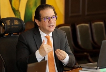 Se busca facilitar la entrega de créditos a personas sin experiencia en el sector financiero a pequeños y medianos productores. Foto: MADR Colombia, política crediticia, créditos, pequeños y medianos productores, créditos para pequeños y medianos productores, entrega de créditos a personas sin experiencia en el sector financiero, tramitar solicitudes de crédito en pueblos y veredas del país, ministro de Agricultura y Desarrollo Rural, Rodolfo Zea Navarro, presidente del Banco Agrario, Francisco José Mejía, plan de choque, irrigación de créditos, inclusión financiera, COVID-19, créditos “preaprobados”, FAG, Ganadería, ganadería colombia, notici