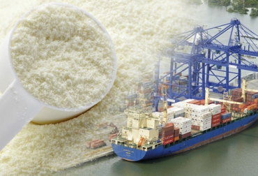 José Félix Lafaurie Rivera, presidente ejecutivo de Fedegán, afirmó que este año la industria podría comprar en el exterior más de 960 millones de litros de leche que le continuarán poniendo presión a la baja al precio que se le paga a nuestros productores, llevando a muchos a su ruina. Foto: Asoleche / Freepik.es