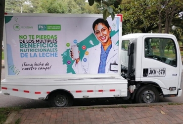 Fedegan-FNG donó en febrero 3.000 kits lácteos en Istmina (Chocó) y en marzo entregará 31.000 más en 3 departamentos del país: Norte de Santander, Santander y Bolívar. Foto: Fedegán Leche, Fedegan-FNG, campaña de nutrición, kits lácteos, programa de fomento al consumo de Fedegan-FNG, caravana de la vaca Ana, ganadería, ganadería Colombia, noticias ganaderas, noticias ganaderas Colombia, CONtexto ganadero.