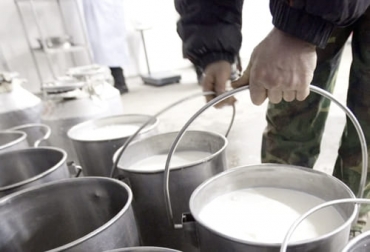La compra formal de leche cruda subió 3 % en el primer trimestre de 2021 respecto al mismo periodo de 2020. Foto: agronegocios.co acopio formal leche 2021, leche Colombia, compra leche, Acopio leche primer trimestre 2021 Colombia, acopio marzo 2021, acopio formal 1er trimestre 2021, producción leche, Acopio formal leche Colombia 2021, Acopio formal leche, recolección de leche en Colombia, producción leche Colombia 2021, acopio leche 1er trimestre 2021, ganaderos, ganaderos colombia, ganado, vacas, vacas Colombia, bovinos, ganado bovino, Ganadería, ganadería colombia, noticias ganaderas, noticias ganaderas colombia, CONtexto ganadero,