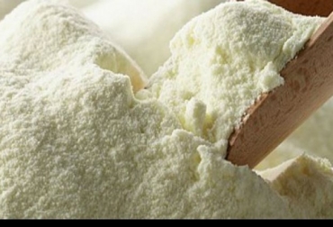 Nates indicó que los importadores dicen que en Colombia hay déficit de producción lechera para justificar las importaciones. Foto: supercampo.perfil.com Ganadería, ganadería colombia, noticias ganaderas, noticias ganaderas colombia, CONtexto ganadero, leche, leche en polvo, industria procesadora de leche, importaciones, importaciones de leche de EE. UU., TLC, TLC firmado con Estados Unidos, movilización ganadera, Ganaderos rechaza importaciones de leche en polvo, triple A, ganaderos se congregan en la Sociedad Portuaria Regional de Cartagena, vacas, fedegan, vacas Colombia, lechería, bovinos, ganadería bovina, ganadería bovina Colombia, eduardo nates lopez