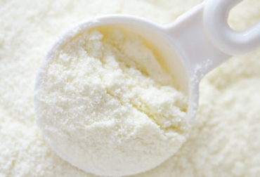 Si bien el ritmo de importaciones de leche en polvo es menor a los dos años anteriores según el consumo del contingente del TLC con EE:. UU., igual se acabaría más rápido que en años como 2018 y 2019. Foto: ellitoral.com Contingentes leche en polvo Colombia 2021, importaciones leche polvo Colombia 2021, importaciones leche polvo Colombia 2020, contingente leche en polvo Estados Unidos 2021, Importaciones de leche en polvo, importaciones de leche en polvo colombia, aranceles, importaciones de leche en polvo tlc, ganado bovino, ganadería bovina, carne, leche, ganaderos, ganaderos colombia, ganado, vacas, vacas Colombia, bovinos, Ganadería, ganadería colombia, noticias ganaderas, noticias ganaderas colombia, CONtexto ganadero,