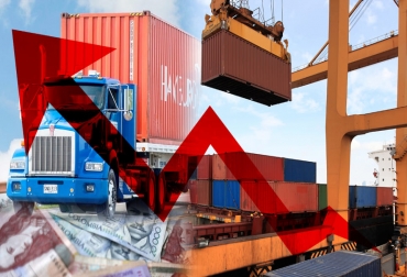 Factores internacionales como el alza en los fletes y en insumos para la producción, así como la escasez de contenedores, sumado al comportamiento de la tasa de cambio en Colombia han hecho que los diferentes sectores de la producción se vean afectados en toda la cadena productiva, e incluso el consumidor. Foto: carga.com.co - freepik.es/fotos/negocios/jcomp - encolombia.com insumos, fertilizantes, fletes, contenedores, materias primas, maíz, soya, alza, precios, escasez, tasa de cambio, dólar, ganaderos, porcicultores, arroceros, avicultores, cerealistas, cerdo, pollo, huevo, Café, proyecto de ley, Costos de Producción, exportaciones, importaciones, consumidor, alimentos balanceados, concentrados, Ganadería, ganadería colombia, noticias ganaderas colombia, CONtexto ganadero
