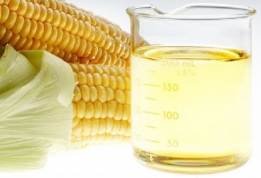 Los granos secos de destilería con solubles (DDGS) son un subproducto de la industria del etanol, que consisten en el grano de maíz entero sin el almidón, que se retira durante el proceso de fermentación que tiene lugar durante la obtención del etanol. Foto: mediapermata.com.bn DDGS, coproductos del etanol para alimentación animal, Diana Paola Aristizabal Rivera Zootecnista, Pedro Sánchez Aparicio Profesor UAM-xochimilco, Ing. Miriam Gallardo, INTA Rafaela, CONtexto ganadero, ganadería colombia