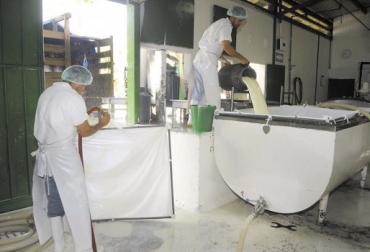 Ganaderos de Puerto Salgar, no tendrán a quién vender su producción de leche. Foto: mific.gob.ni centro de acopio, puerto Salgar,Yacopí,Caparrapí,caldas,tolima,alqueria,cerrará,CONtextoganadero