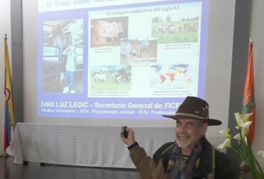 “Colombia trajo genética Gyr lechero y Guzerá de Brasil, la perfeccionó y tiene ejemplares superiores a los que producimos en Brasil”, dijo Iván Luz Ledic. Foto: Agricultura de las Américas. Mejor Cebú del mundo, Colombia mejoró genética Cebú, Mejoró Gyr y Guzerá, raza adaptable al trópico, resistencia y precocidad, Iván Luz Ledic, Ficebú, CONtexto Ganadero, noticias de ganadería colombiana.