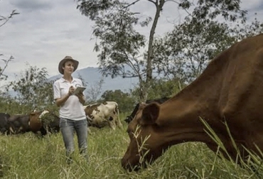 La implementación de registros e inventarios debe ser una práctica en la que todos los ganaderos deben enfocar su atención. Foto: Cultura Empresarial Ganadera Internacional Ganadería, ganadería colombia, Ganadería colombiana, CONtexto ganadero, noticias ganaderas, noticias ganaderas colombia, inventarios, inventarios ganaderia extensiva, ganadería extensiva, registros, lllevar registros ganaderos, importacia registros, registros reproductivos, ganaderos, ganaderos ganaderia extensiva, ganaderos colombia