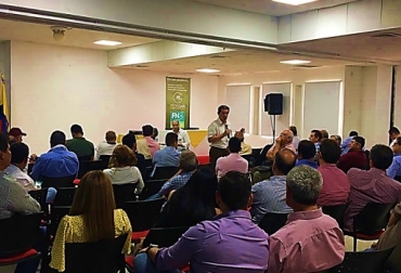 El tema sanitario es el factor de mayor importancia en lo que respecta a las actividades de comercio exterior, dijo el presidente ejecutivo de Fedegán, José Félix Lafaurie Rivera. Foto: Cortesia Colombia, fiebre aftosa, tema sanitario, estatus de libre de aftosa, comercio internacional de carne, exportaciones de carne y bovinos en pie, Fedegán, Fondo nacional del ganado, CONtexto ganadero, ganadería colombiana sostenible