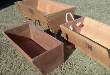 Los comederos deben tener la profundidad adecuada dependiendo del alimento que se vaya a suministrar al ganado. Foto: Captura de pantalla comederos, comederos ganado, comedero móvil, estabulación, ganado estabulado, tipos de comedero, Bienestar Animal, comederos para reses, comederos para vacas, sistema de alimentación de ganado, mayor ganancia de peso, Ganancia de peso diaria, materias primas, suplementación ganado, CONtexto ganadero, ganaderos colombia, noticias ganaderas colombia