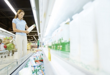 Durante la pandemia se ha incrementado el consumo de leche por ser un alimento que aporta proteínas y ayuda a mejorar las defensas y todo a bajo costo. Foto: freepik.es/fotos/comida - Foto creada por pressfoto leche, consumo, Pandemia, COVID-19, Asoholstein, demanda, cuarentena, precios, importaciones, dólar, tasa de cambio, alimento, proteína, clima, veranillo, IDEAM, protección, Ganadería, ganadería colombia, noticias ganaderas colombia, CONtexto ganadero