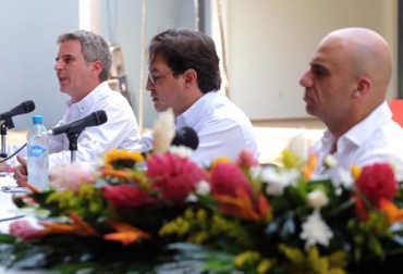Aunque desde hace algún tiempo se dejó de financiar actividades que contribuyen a la deforestación, ahora ya habrá sanciones para productores y financiadores de estas actividades. Foto: Banco Agrario Minagricultura, MinAmbiente, Banco Agrario, deforestación, reforestación, tala de árboles, crédito, financiación, Proyectos productivos, bosques, sembratón, conservación del Medio Ambiente, control de la inversión, CAR, deuda, parques nacionales naturales, áreas protegidas, Ganadería, ganadería colombia, noticias ganaderas colombia, CONtexto ganadero
