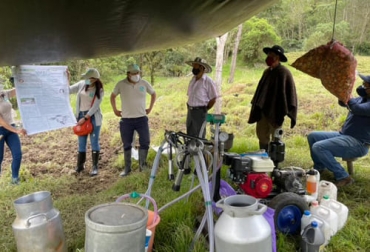 El proyecto desarrollado entre Fedegán-FNG, ADR y FAO en Boyacá ha permitido fortalecer las asociaciones ganaderas y a los productores, así como un mejoramiento en la calidad de la leche y por ende un mejor precio. Foto: Cortesía alianza, adr, FAO, fedegan, FNG, fortalecimiento, encadenamiento, lechero, Boyacá, capacidades, productores, esquemas asociativos, organizaciones ganaderas, Producción lechera, alianzas estratégicas, agroindustria, buenas prácticas de ordeño, precios de la leche, comercialización, Ganadería, ganadería colombia, noticias ganaderas colombia, CONtexto ganadero