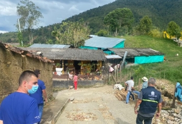 Foto RAC Universidad CES de Medellín, Rescate Animal CES, municipio de Ituango, atención a más de 200 animales domésticos y de granja, caninos, felinos, vacas, vacas Colombia, lechería, bovinos, ganadería bovina, ganadería bovina Colombia, noticias ganaderas, noticias ganaderas Colombia, contextoganadero