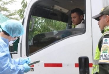 Durante el simulacro se puso en práctica la atención de zonas, supuestamente afectadas, toma de muestras, su respectivo envió y coordinación con el Laboratorio Nacional de Diagnóstico Veterinario, así como las diferentes medias de control y erradicación. Foto: ICA Simulacro Nacional de Fiebre Aftosa