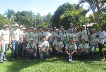 El proyecto Ganadería Colombiana Sostenible tiene como uno de sus principales objetivos el incremento de la conectividad entre ecosistemas naturales en paisajes ganaderos. Foto: CONtexto ganadero. Restauración Ecológica de Paisajes Ganaderos