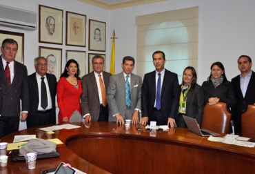 La reunión se llevó a cabo en las instalaciones de la Federación Colombiana de Ganaderos, Fedegán. Foto: CONtexto Ganadero. Alianza Ica Fedegán