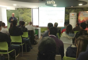 Al evento asistieron más de 120 productores, quienes conocieron cómo enfrentar las épocas críticas. Foto: CONtexto Ganadero. cómo enfrentar el fenómeno de el niño