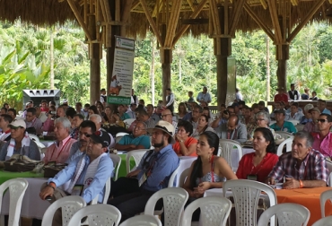 El objetivo de estas visitas es que los ganaderos repliquen las prácticas en sus predios. Foto: CONtexto ganadero. XIV Gira Técnica Ganadera Nacional