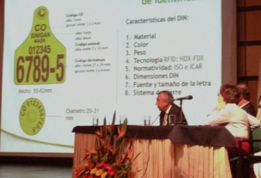 A la presentación asistió el MinAgricultura, Francisco Estupiñan. Foto: Claudia Romero. Presentación Proyecto Trazabilidad