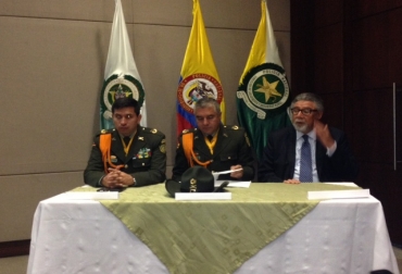 Cnel. Héctor Triviño, encargado de la restitución de tierras (izq.), Cnel. Héctor Páez, Subdirector de la Dicar (cen.) y Rafael Mejía, presidente de la SAC (der.) Foto: CONtexto Ganadero. Balance de la Dicar
