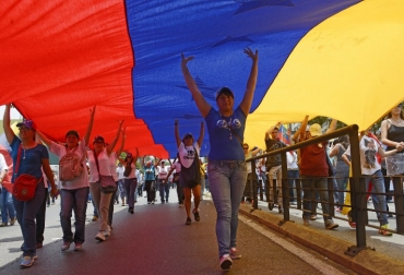 Entre 6 y 7 de cada 10 encuestados juzgaron de "inestables" tanto el gobierno como la situación del país. Foto: AFP. situación en venezuela