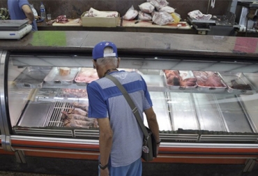 Miles de toneladas de carne y leche se echaron a perder por cuenta del apagón en Venezuela, reportó Fedenaga. Foto: analitica.com Apagón Venezuela, apagón Venezuela carne y leche, producción carne Venezuela, producción leche Venezuela, apagón producción carne y leche Venezuela, apagón Venezuela 2019, Fedenaga, Fedenaga carne y leche, fedenaga venezuela, armando chacín, presidente de Fedenaga, Ganadería, ganadería colombia, noticias ganaderas, noticias ganaderas colombia, CONtexto ganadero, Venezuela, Fiebre aftosa, aftosa venezuela, ganadería Venezuela
