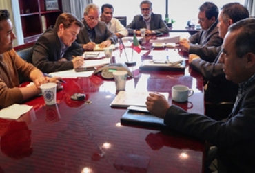En un encuentro entre funcionarios de Senasica y USDA, se informó que se han realizado pruebas con este método y los resultados han sido alentadores en la reducción de costos Foto: gob.mx México, USA, drones, control de plagas, costos, avionetas, Secretaría de Agricultura y Desarrollo Rural (Sader), Departamento de Agricultura de Estados Unidos (Usda), moscas, mosca de la fruta, Mosca del Mediterráneo, CONtexto ganadero, ganadería sostenible, internaccional