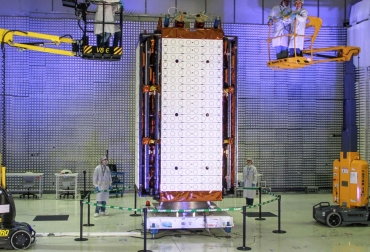 El satélite parte hacia Cabo Cañaveral (EE.UU.) este sábado desde donde partirá hacia el espacio. Foto: Clarín - Invap. Ganadería, ganadería colombia, noticias ganaderas, noticias ganaderas colombia, CONtexto ganadero, satélites, satélites en el agro, uso de satélites en el campo, satélite argentino, Saocom 1B, INTA, satélites de la CONA, Saocom 1A, Comisión Nacional de Actividades Espaciales, radar de apertura sintética, Laura Frulla, Siembra, fertilización, riego, soja, maíz, trigo, girasol, decisiones del sector agropecuario, fusariosis
