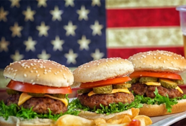 La comida rápida es clave en la dieta de los americanos. Foto: libroderecetas.com Ganadería, ganadería colombia, noticias ganaderas, noticias ganaderas colombia, CONtexto ganadero, costco venta carne, venta de carne en estados unidos, límite a la venta de carne, control venta de carne, contagios covid-19, covid-19 plantas de sacrificio, oscar cubillos, perspectivas carne en estados unidos,