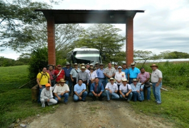 Los productores estuvieron 3 días en Meta, para conocer los avances del departamento en materia de ganadería. Foto: Comité de Ganaderos del Meta. Ganaderos de Guatemala visitan Meta