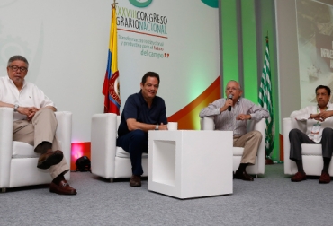 Según Vargas Lleras las inversiones en este rubro llegan a los $ 70 billones. Foto: SAC. anuncio vías 4G