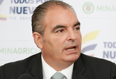 El funcionario dijo que antes de culminar julio daría a conocer los casos de corrupción en la autoridad sanitaria. Foto: minagricultura.gov.co. Minagricultura, Aurelio Iragorri, fiebre aftosa, ICA, Blu Radio, CONtexto ganadero, ganadería Colombia