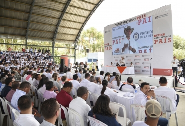 El mandatario recordó que la iniciativa había contado con el apoyo mayoritario del Senado ante la importancia del proyecto de Ley. Foto: Presidencia, ganadería, ganadería colombia, noticias ganaderas, noticias ganaderas colombia, contexto ganadero, abigeato, abigeato colombia, proyecto de ley abigeato, congreso de la república, iván duque, miguel torres badín, fedegán, comité de ganaderos de bolívar, nohora tovar rey