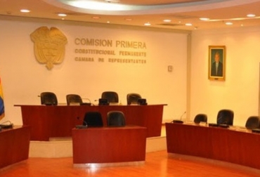 Los miembros de esta célula legislativa piden al Gobierno adoptar acciones que ayuden a los lecheros colombianos. Foto: La Piragua. Ganadería, ganadería colombia, noticias ganaderas, noticias ganaderas colombia, CONtexto ganadero, Cámara de Representantes, leche, leche Colombia, precio de la leche, importaciones de leche, leche en polvo, control político medidas pandemia, COVID-19