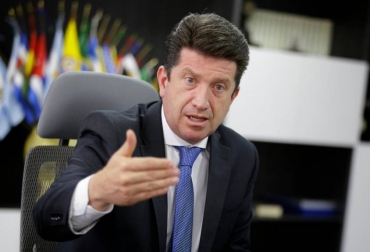 Diego Molano, ministro de Defensa, confirmó que las autoridades trabajan en temas como narcotráfico, protección del agua, seguridad ciudadana y mayor pie de fuerza para combatir la inseguridad del campo. Foto: Colprensa. Ganadería, ganadería colombia, noticias ganaderas, noticias ganaderas colombia, CONtexto ganadero, ministerio de defensa, min defensa, Diego Molano, diego molano min defensa, inseguridad, inseguridad colombia, Inseguridad en Colombia, Fuerzas Militares, inseguridad en el campo, inseguridad rural, fedegan, presidente de Fedegán