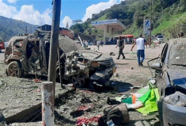 "Estamos frente a un próximo gobierno que plantea claudicar jurídicamente ante los clanes criminales del narcotráfico, advierte la periodista Salud Hernández. Foto: El Colombiano carro bomba Clan del Golfo