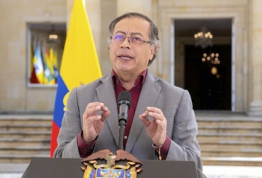 Los diálogos regionales vinculantes, anunciados por el presidente Gustavo Petro son un primer paso para cumplir las exigencias del ELN en su propósito de paz total. Foto: elpais.com.co Presidente Gustavo Petro