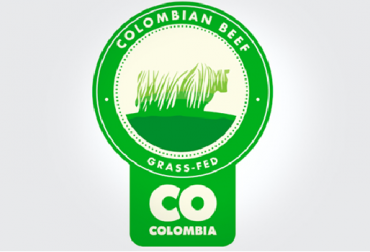 “El sello avala los atributos de la carne y sus características ecológicas”, sostuvo Augusto Beltrán Segrera. Foto: Fedegan-FEP. “Carne de res portará el sello Colombian Beef - Grass Fed-CO”: Augusto Beltrán, distintivo de la carne, diferenciación de producto, producción natural, ventajas comparativas, respeto del medio ambiente, bienestar animal, sanidad, garantía de calidad, características de inocuidad, ganadería sostenible, mejoramiento ambiental, iniciativa de Fedegan-FEP, alimentación con pasturas, promoción comercial, asociación con altos estándares, empresas exportadoras, noticia de ganadería colombiana, CONtexto ganadero.