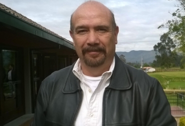 Hugo Gutiérrez López, médico veterinario, zootecnista y asesor nutricional de ganado lechero en Querétaro, México. Foto: CONtexto ganadero. silo en la ganadería